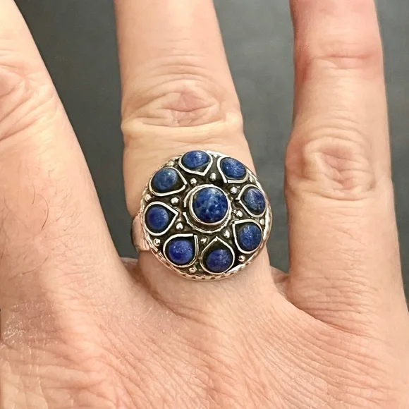 Vintage sterling silver and sodalite dome ring - Picture 2 of 9